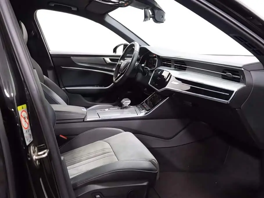 Audi A6L 2021 — Şəkil 7/18