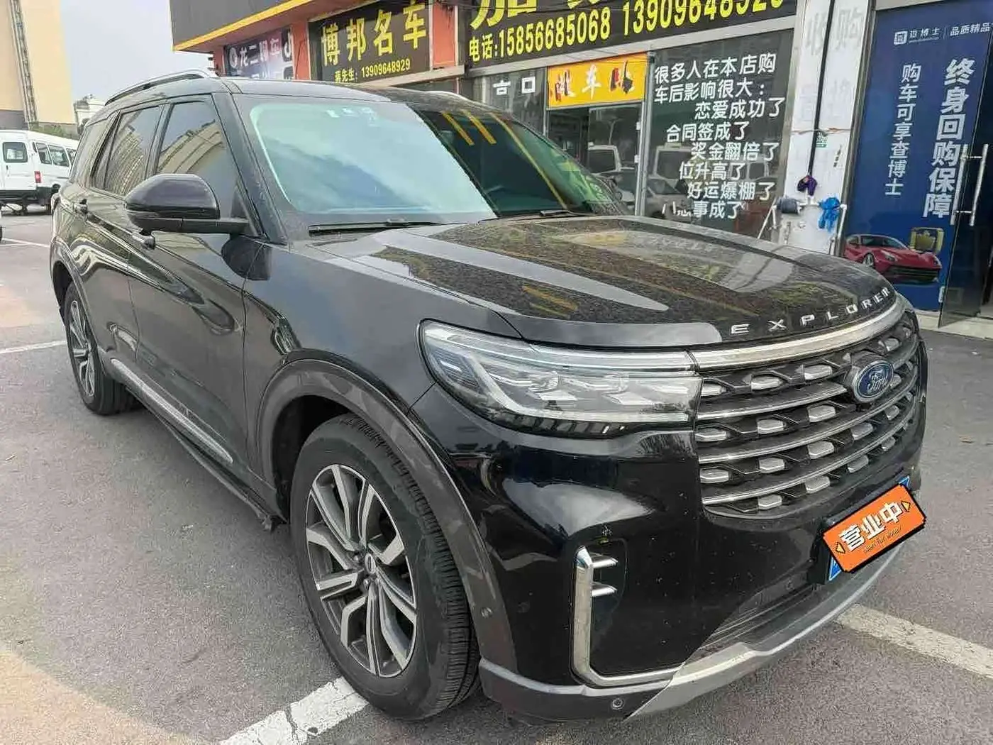 Ford Explorer 2022 — Фото 2/7
