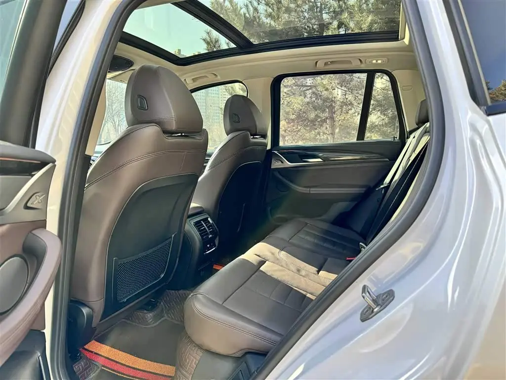 BMW X3 2019 — Photo 6/16