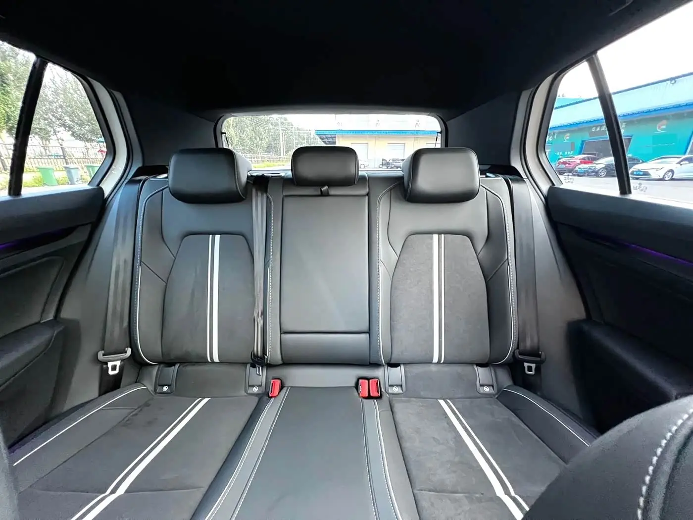 Volkswagen Golf 2022 — Şəkil 17/20