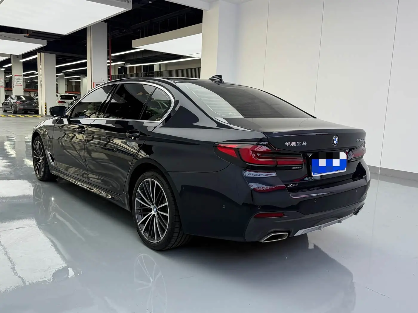 BMW 5 Series 2022 — Фото 15/15