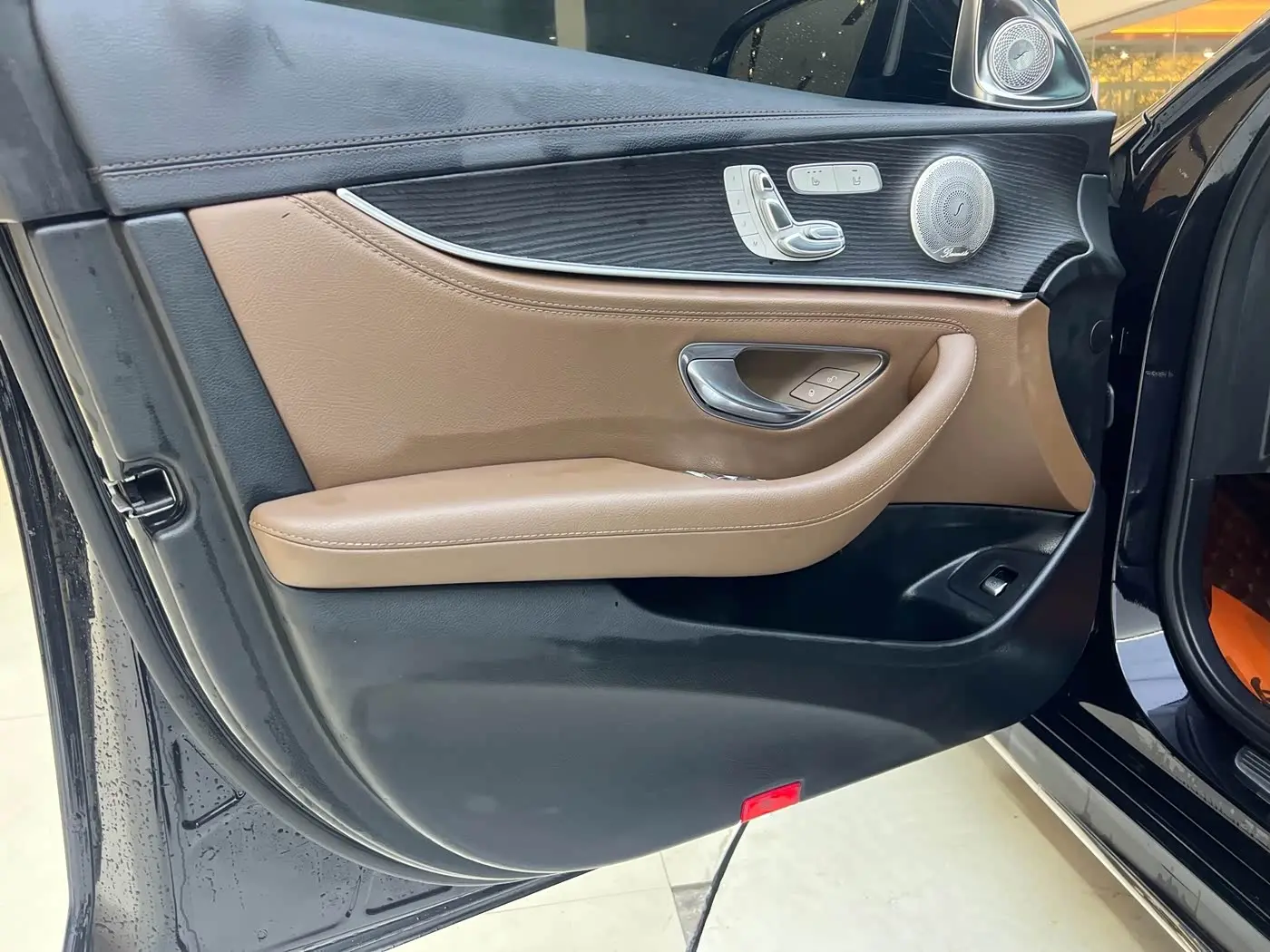 Mercedes-Benz E-Class 2022 — Фото 8/20
