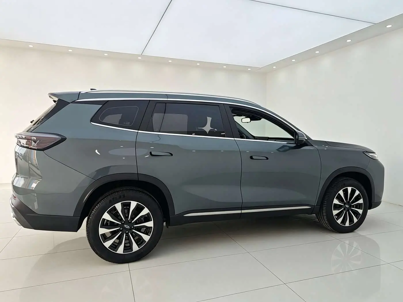 Chery Tiggo 8 PLUS 2025 — Фото 11/20