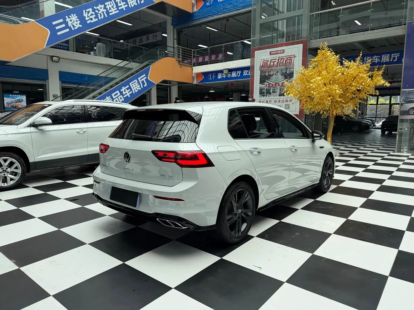Volkswagen Golf 2022 — Şəkil 6/20