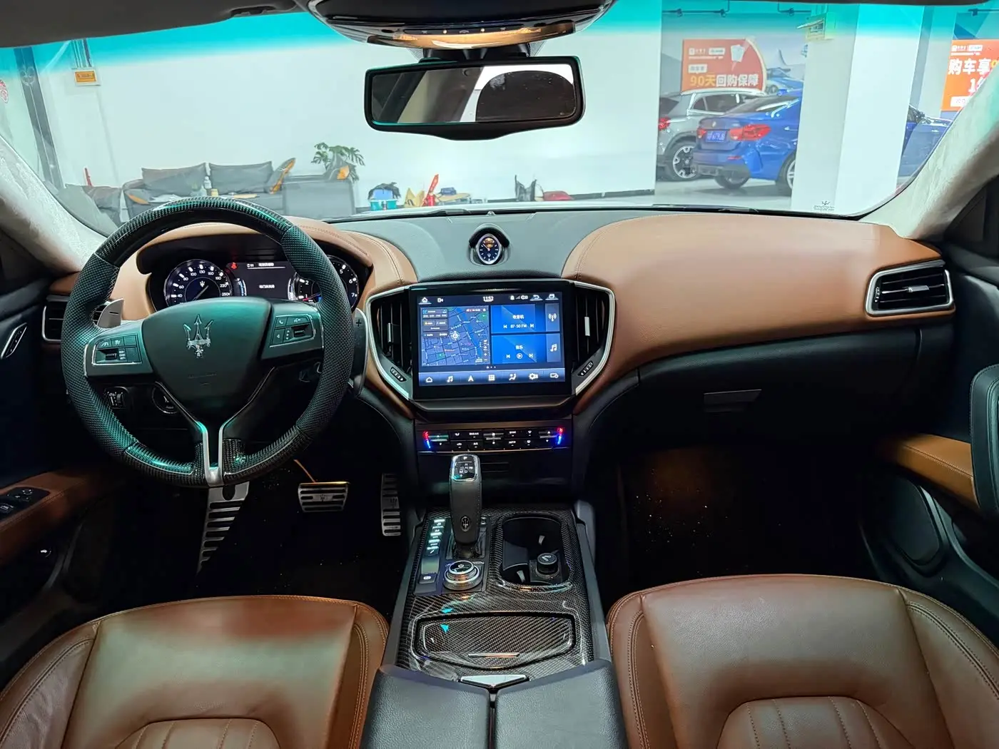Maserati Ghibli 2015 — Şəkil 9/14