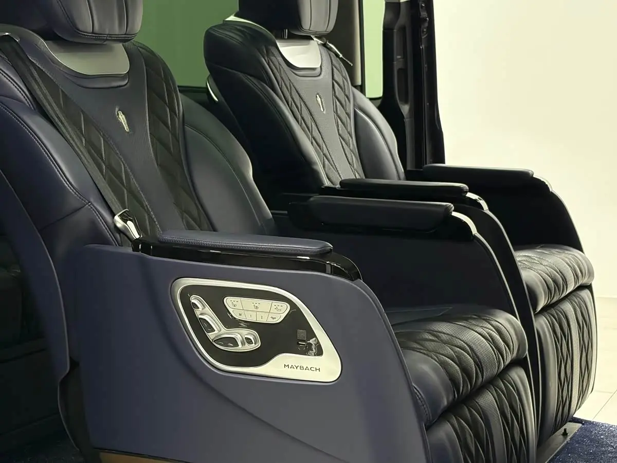 Mercedes-Benz V-Class 2020 — Şəkil 8/20
