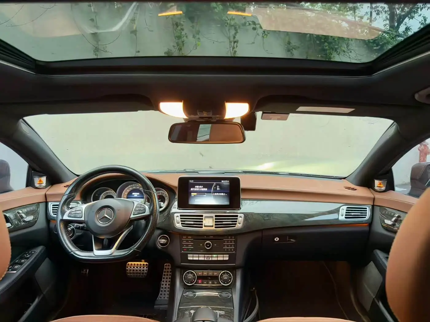 Mercedes-Benz CLS 2016 — Photo 5/9