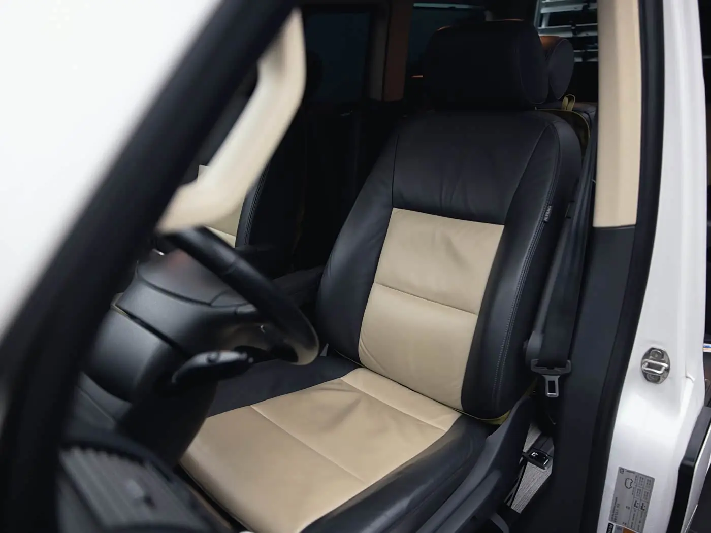 Volkswagen Multivan 2017 — Photo 12/20