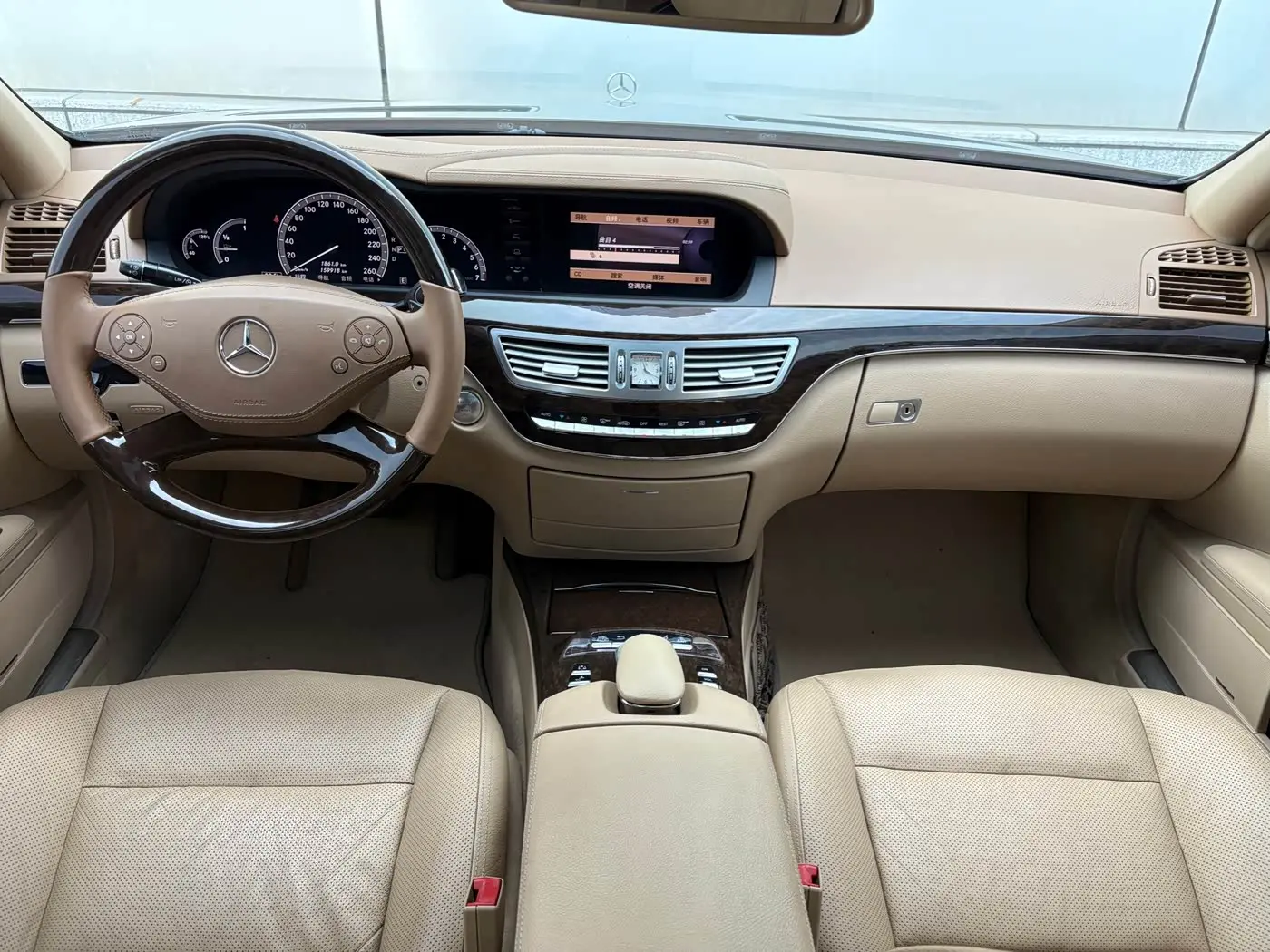 Mercedes-Benz S-Class 2012 — Photo 9/16