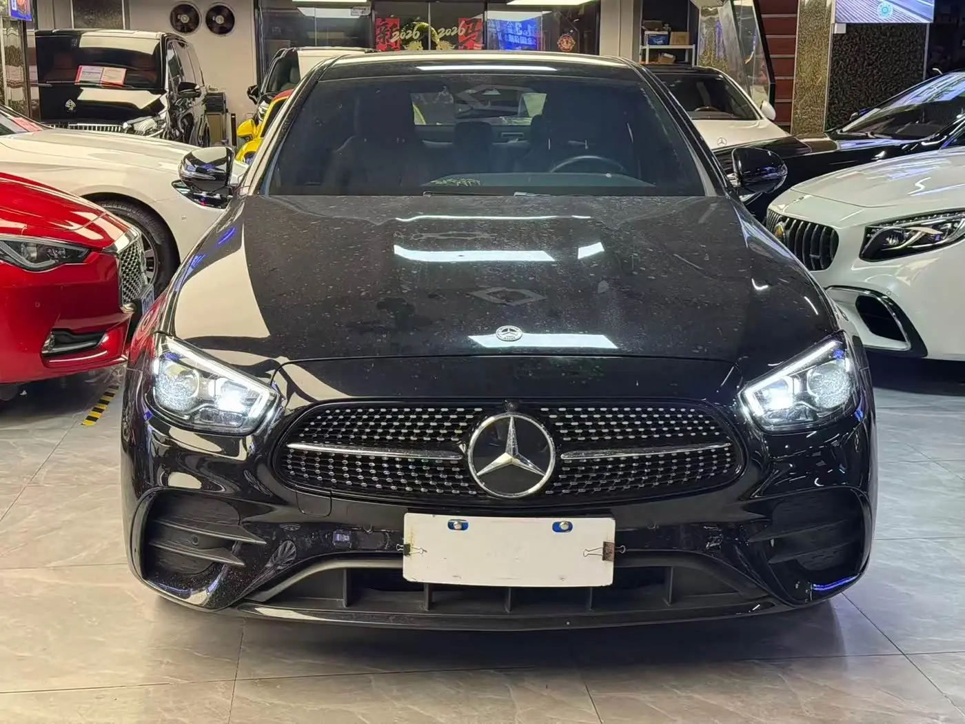 Mercedes-Benz E-Class 2023 — Фото 2/12
