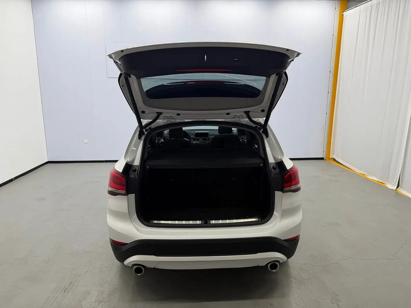 BMW X1 2021 — Photo 13/13