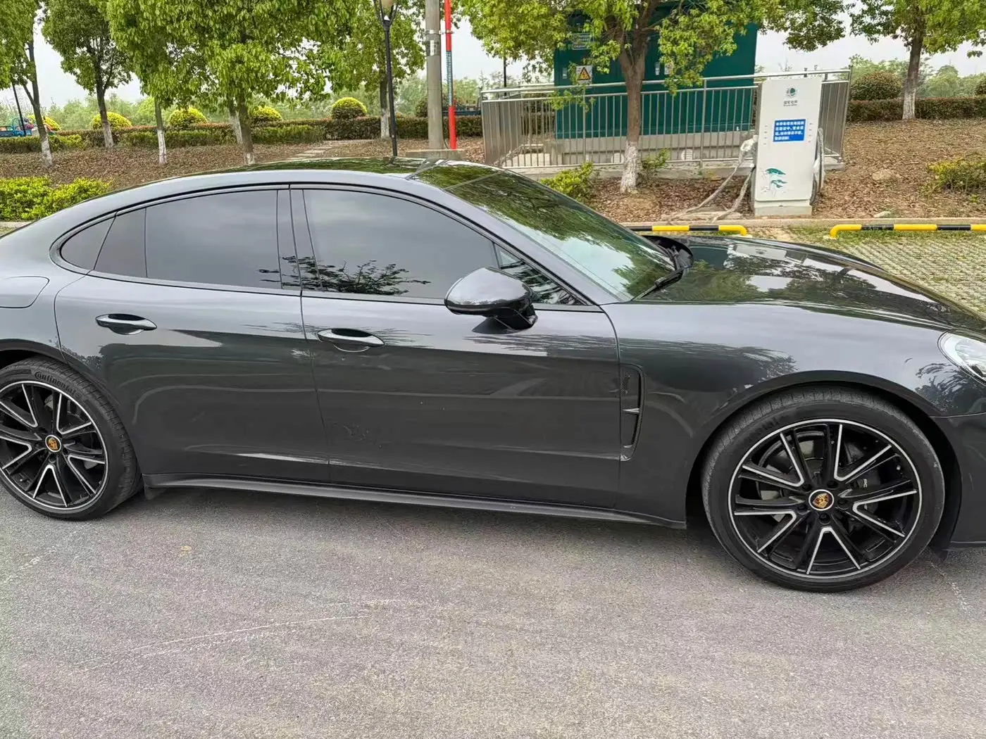 Porsche Panamera 2023 — ფოტო 5/10