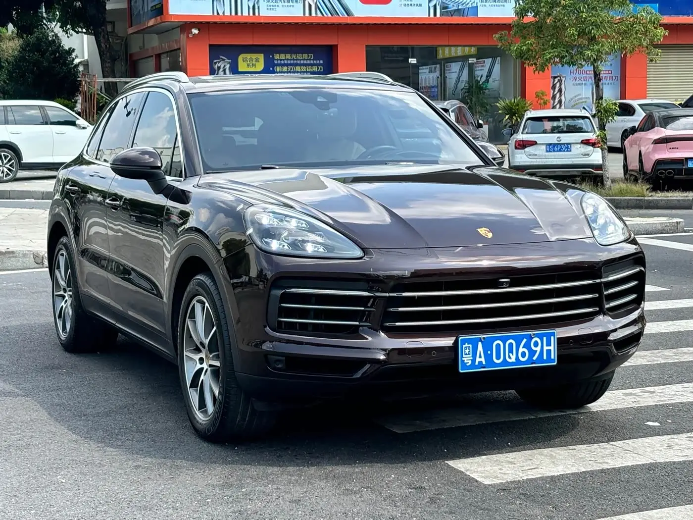 Porsche Cayenne 2020 — Фото 4/20