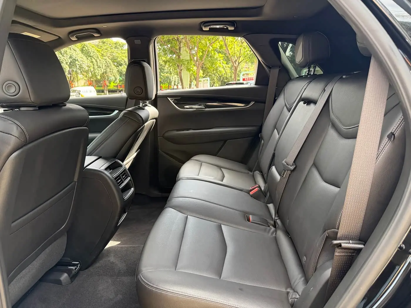 Cadillac XT5 2022 — Фото 8/17