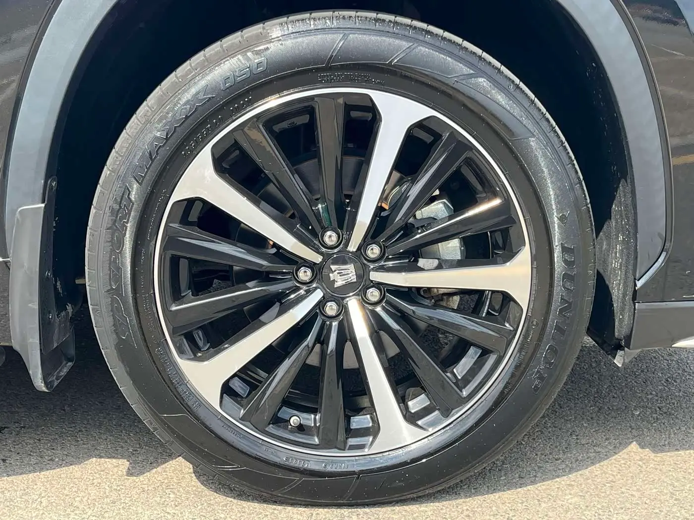 Toyota Crown Kluger 2024 — Photo 12/20