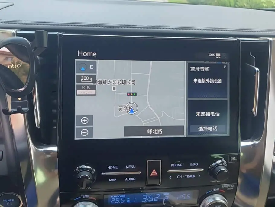 Toyota Alphard 2020 — Photo 13/16