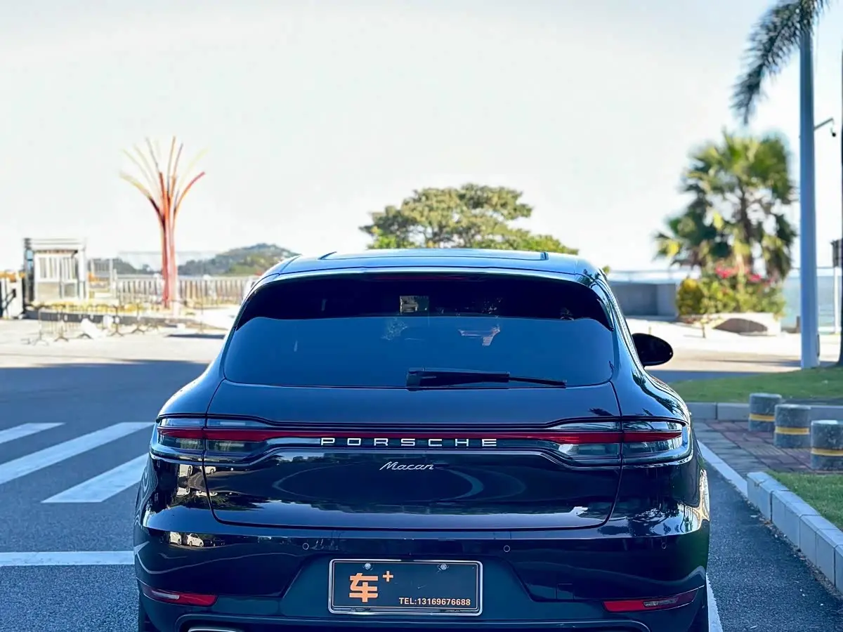 Porsche Macan 2019 — Фото 7/20