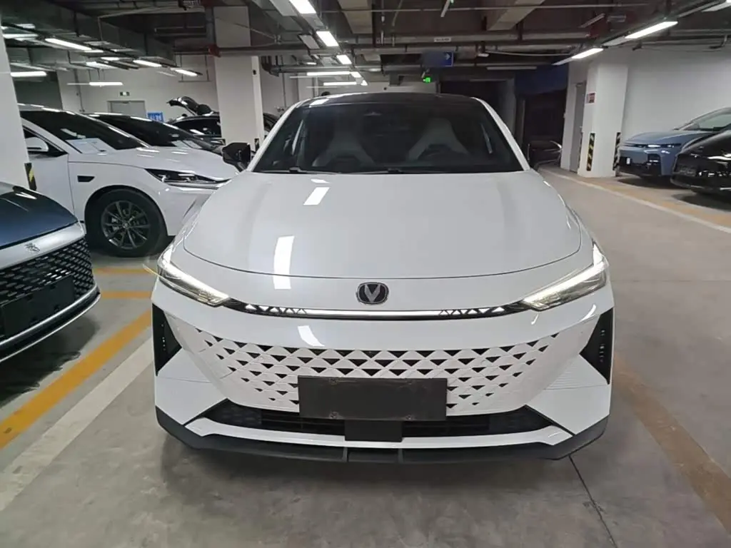 Changan UNI-V iDD 2025 — Şəkil 3/20