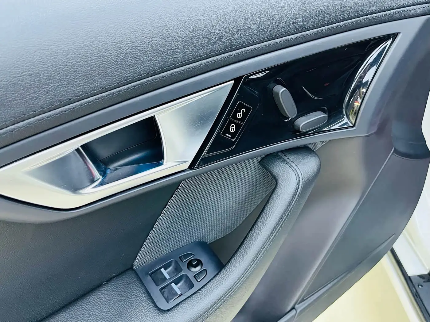 Jaguar F-TYPE 2013 — Photo 14/19