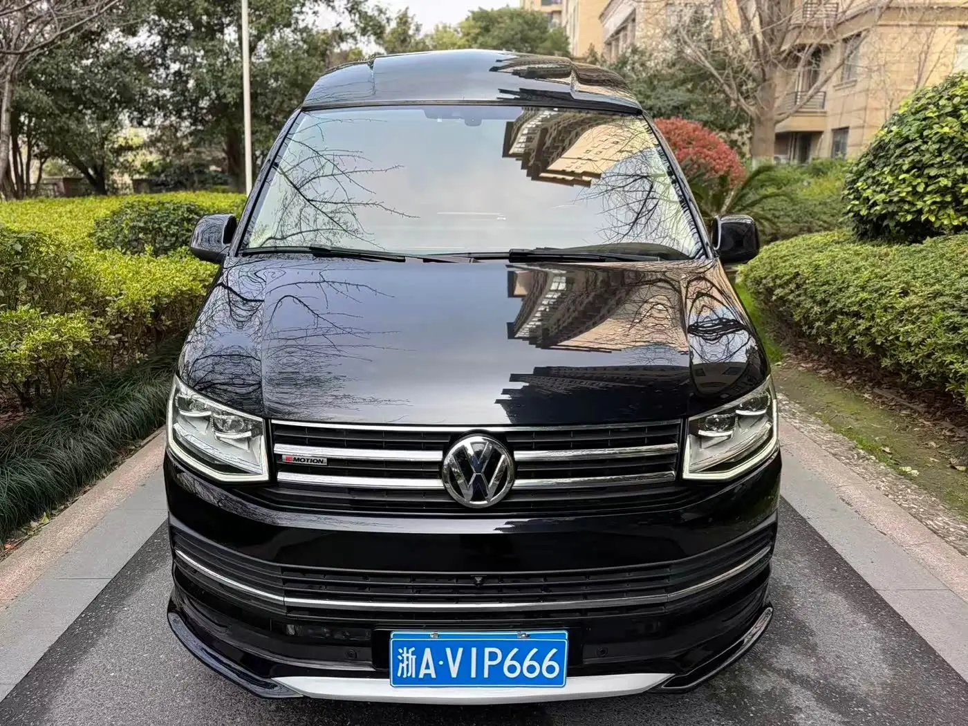 Volkswagen Caravelle 2019 — Фото 2/20