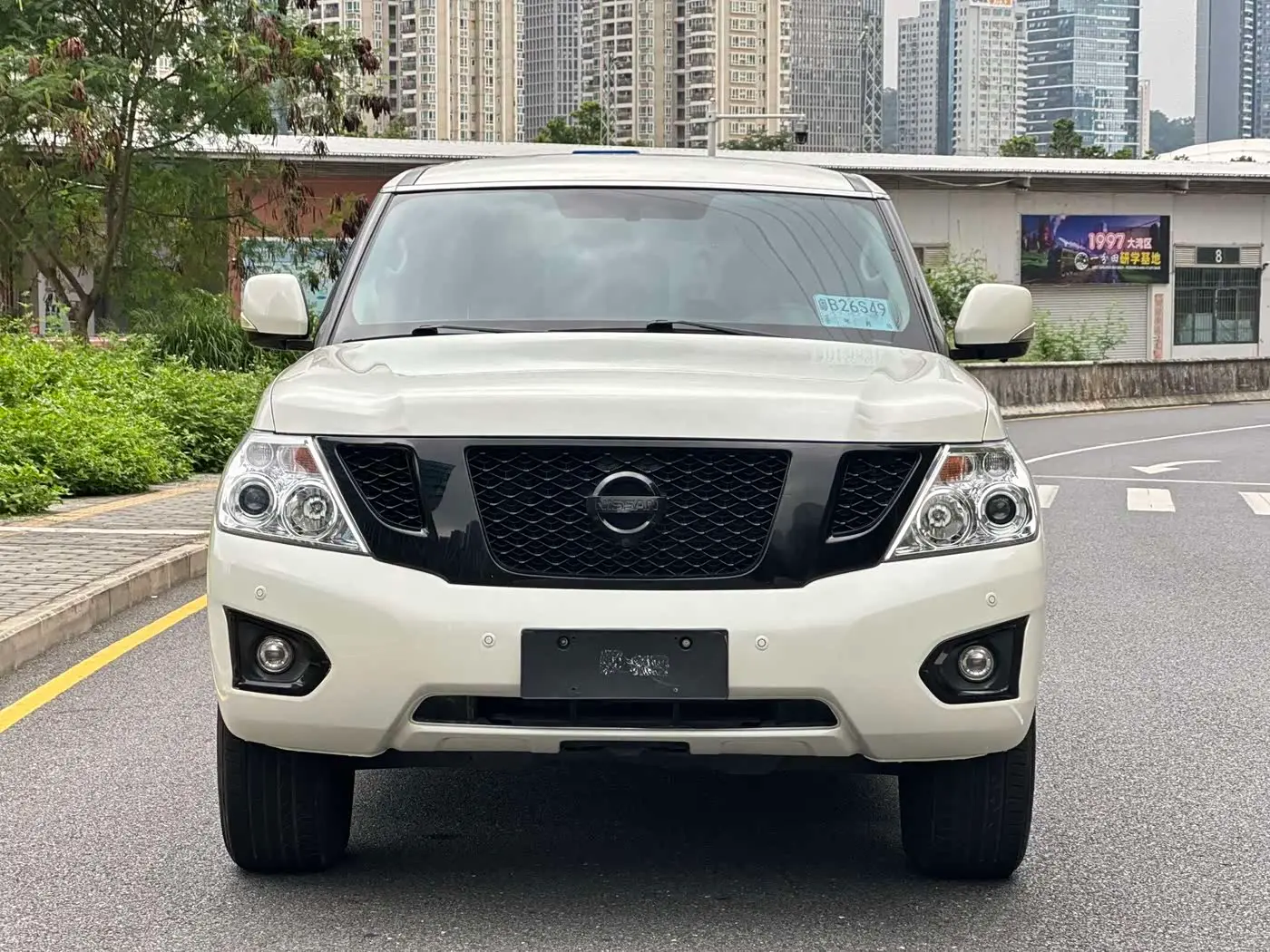 Nissan Patrol 2019 — Фото 2/9