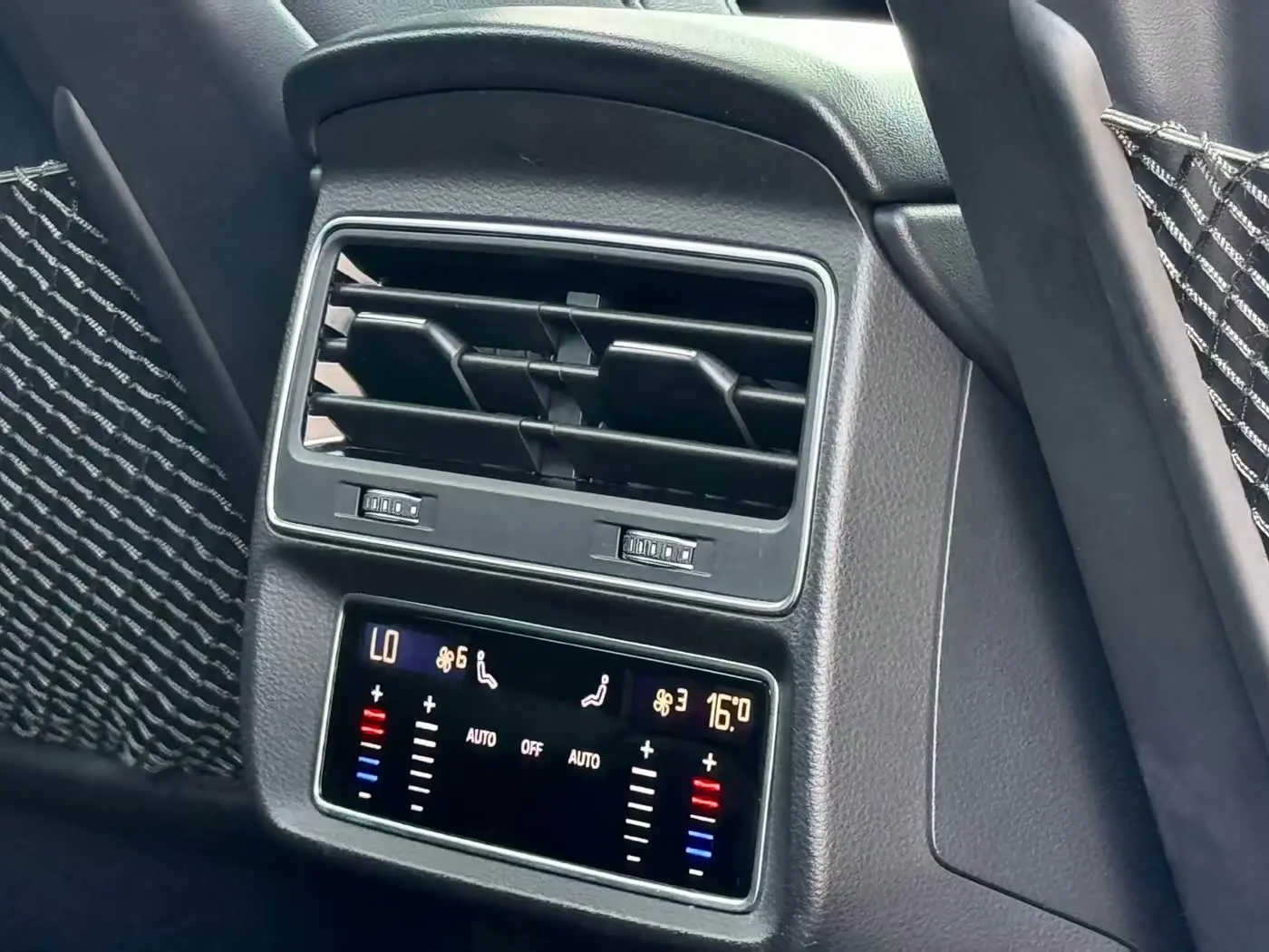 Audi Q7 2023 — Фото 4/14