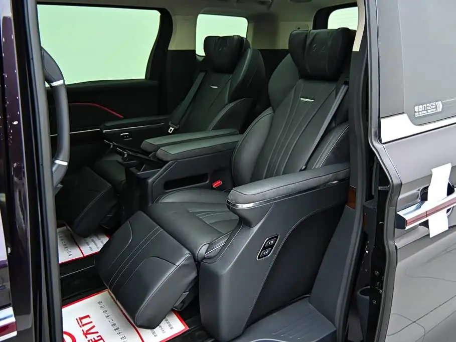Hongqi HQ9 PHEV 2024 — Şəkil 15/20