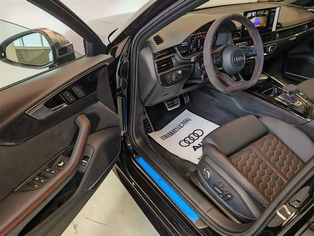Audi RS 4 2023 — Şəkil 13/15