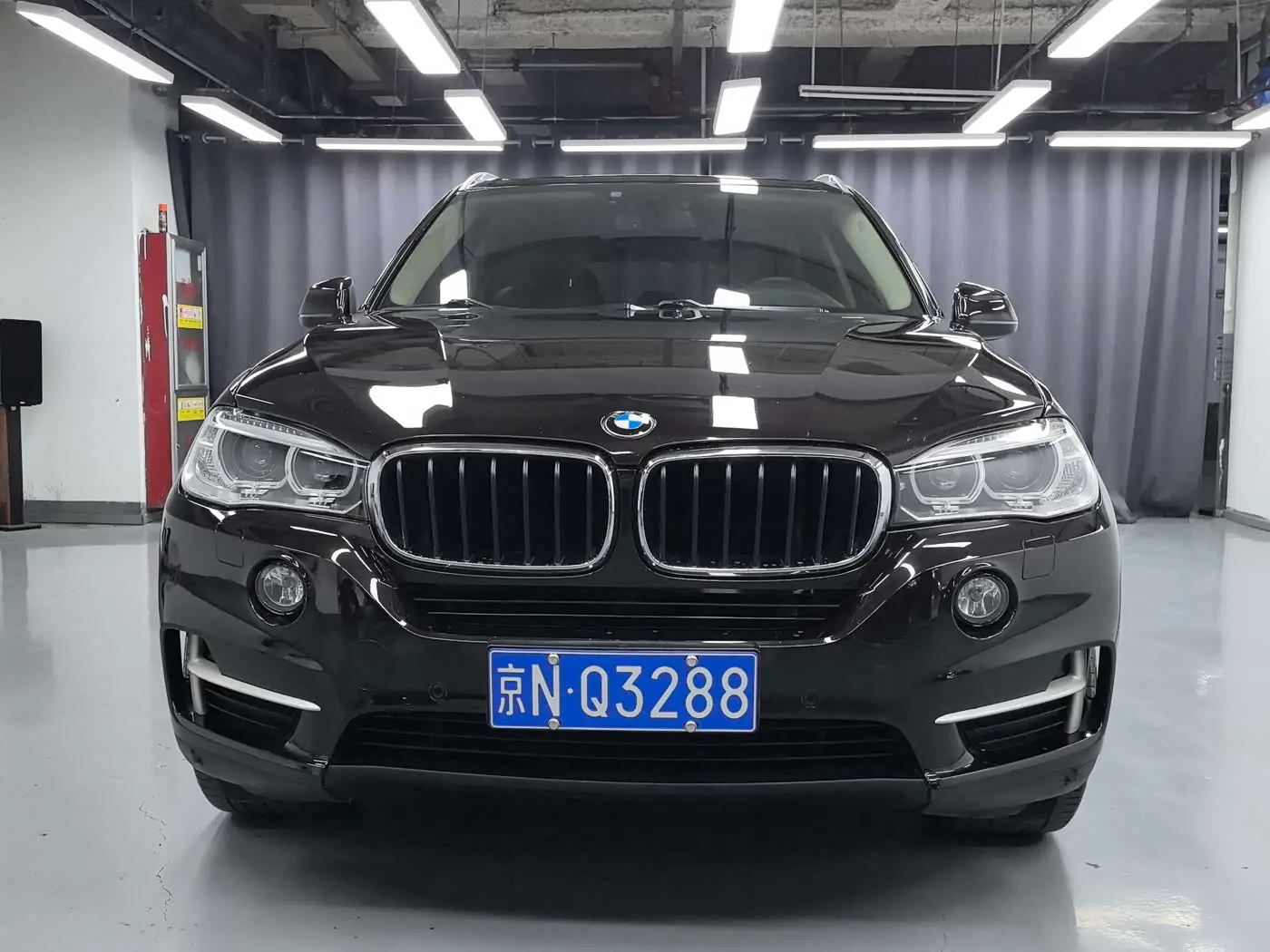 BMW X5 2015 — Photo 2/16