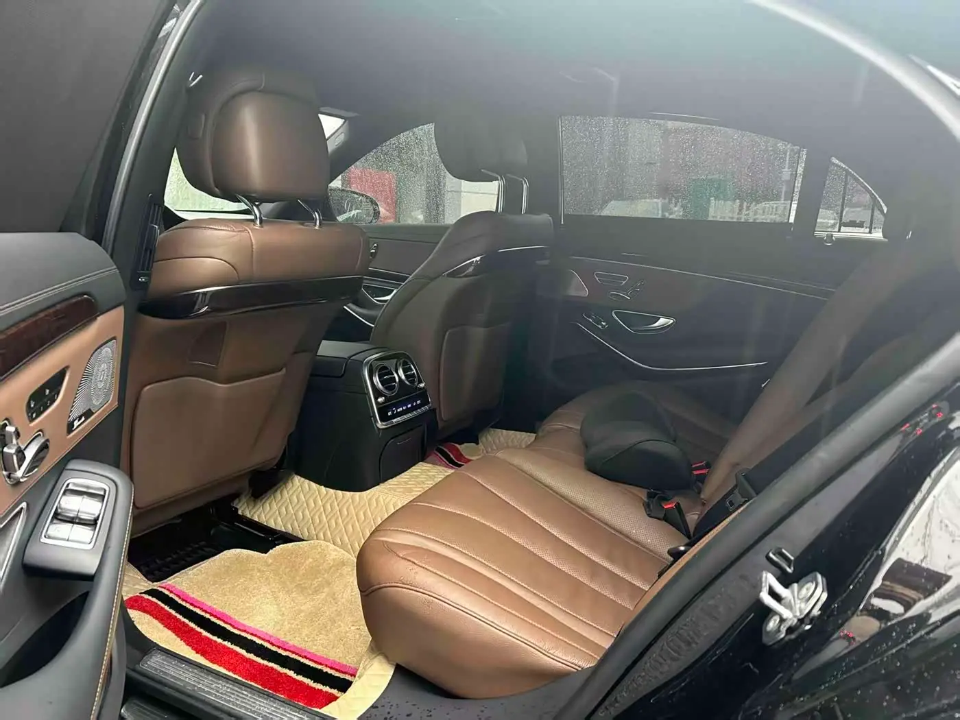 Mercedes-Benz S-Class 2020 — Photo 6/13