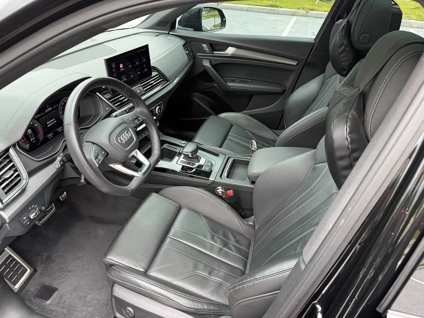 Audi Q5L 2024 — Photo 10/18