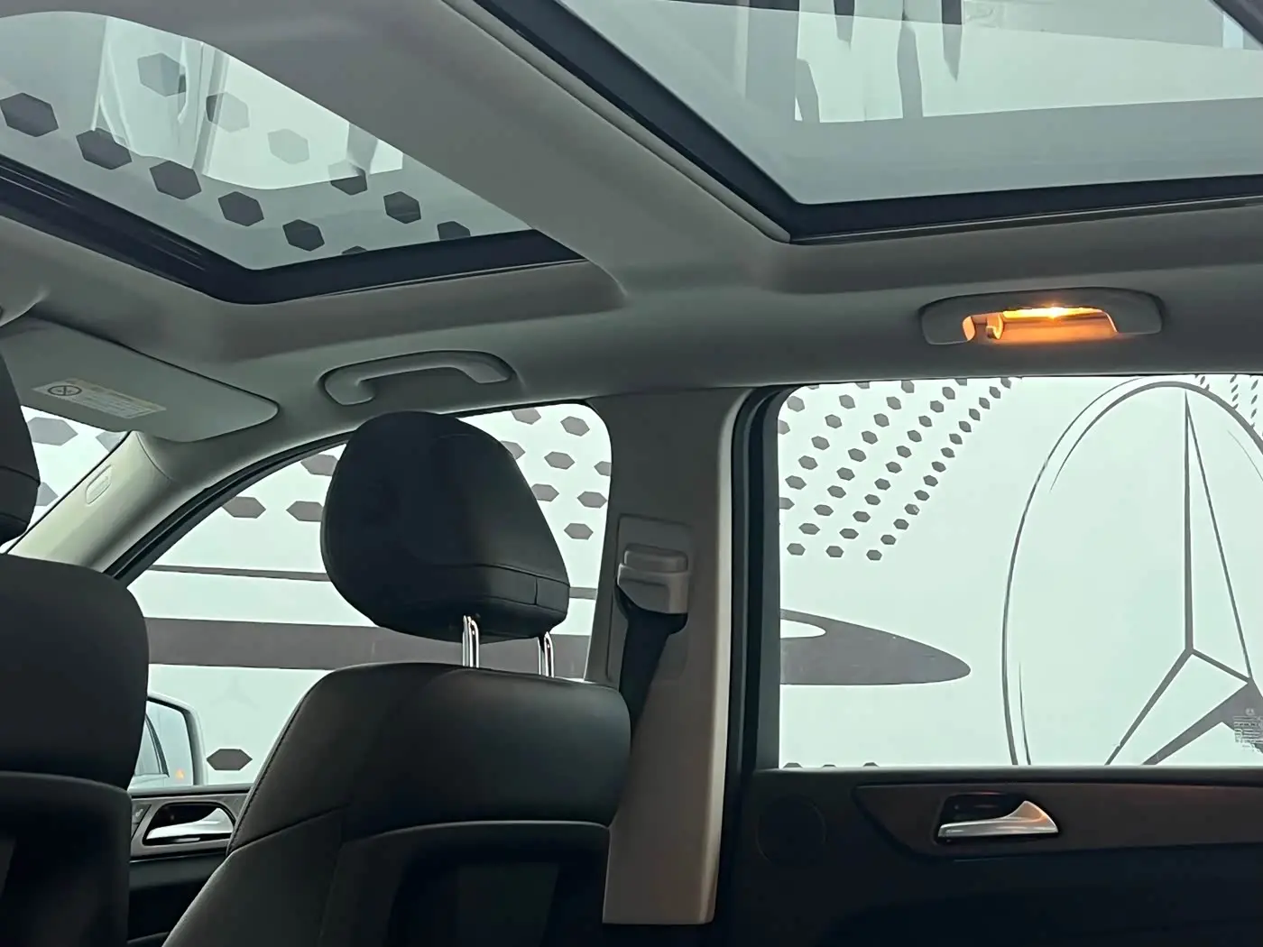 Mercedes-Benz GLE 2018 — Şəkil 9/13
