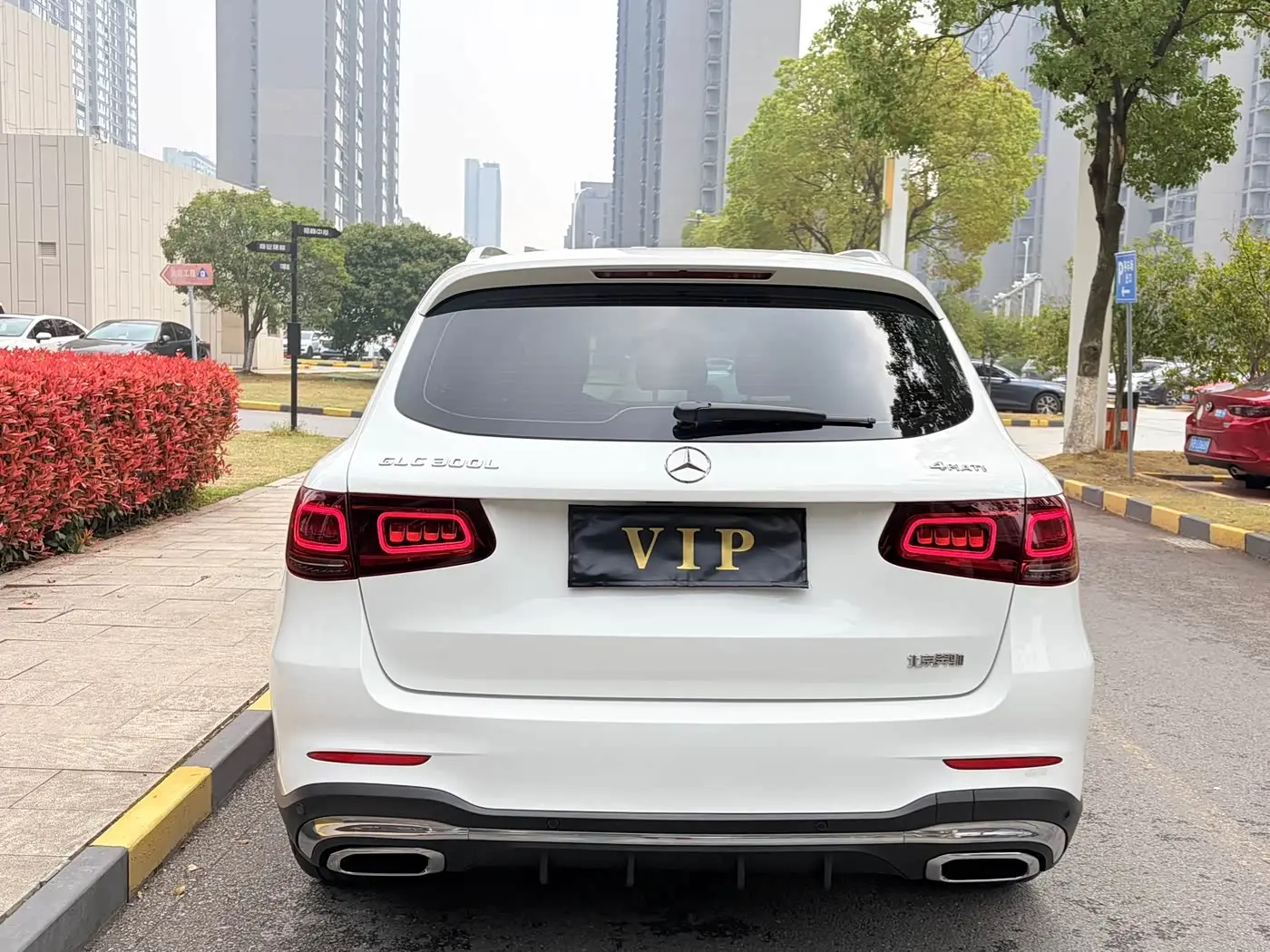 Mercedes-Benz GLC 2020 — Photo 6/9