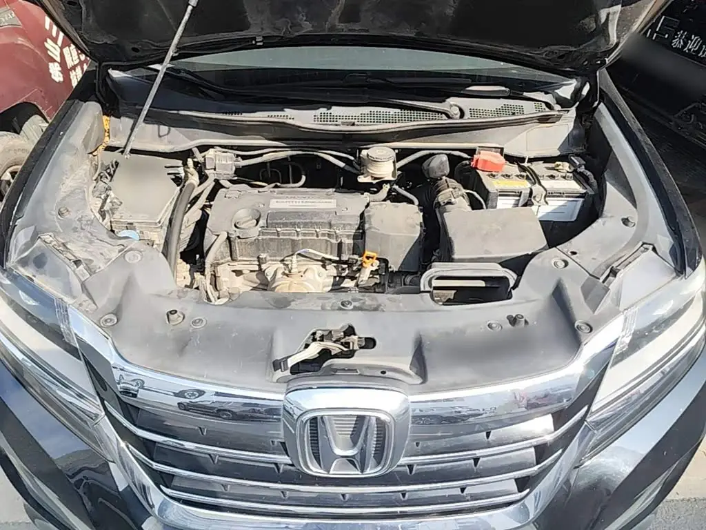 Honda Elysion 2017 — Photo 20/20