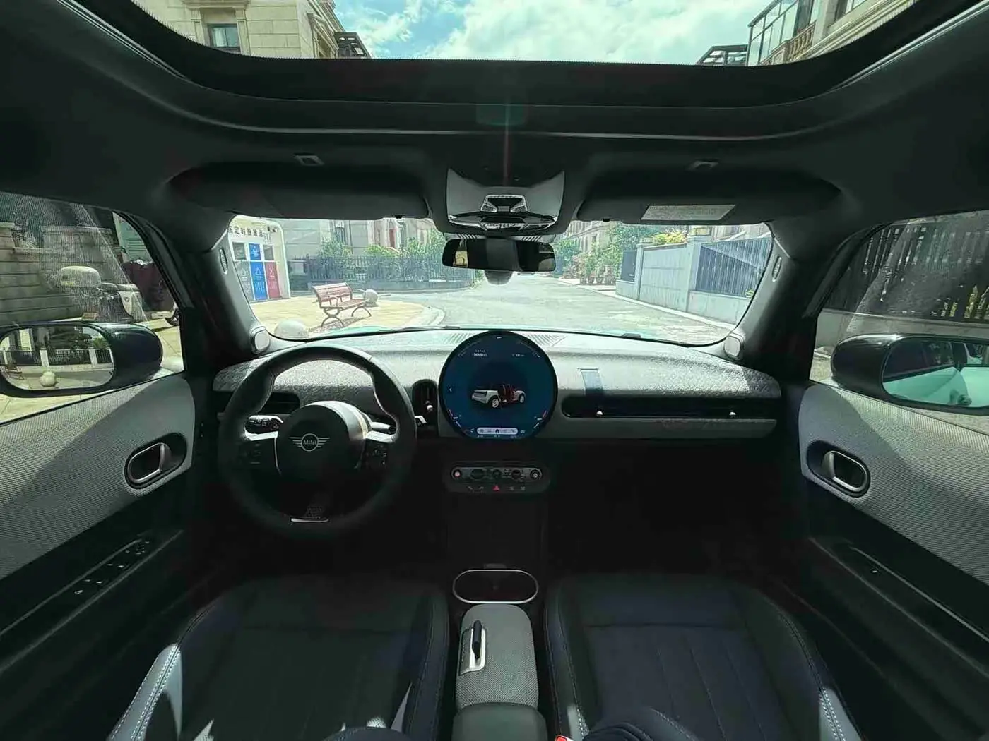 MINI MINI 2025 — Şəkil 9/9