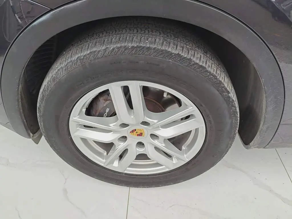 Porsche Cayenne 2017 — Şəkil 20/20