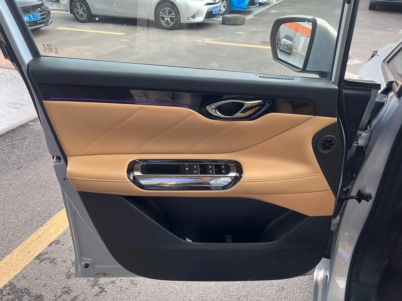 GAC Trumpchi Trumpchi E8 NEV 2024 — Şəkil 6/20