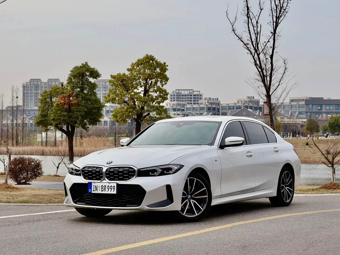 BMW 3 Series, 2024