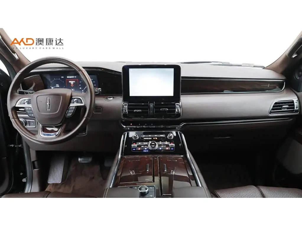 Lincoln Navigator 2018 — Şəkil 5/11