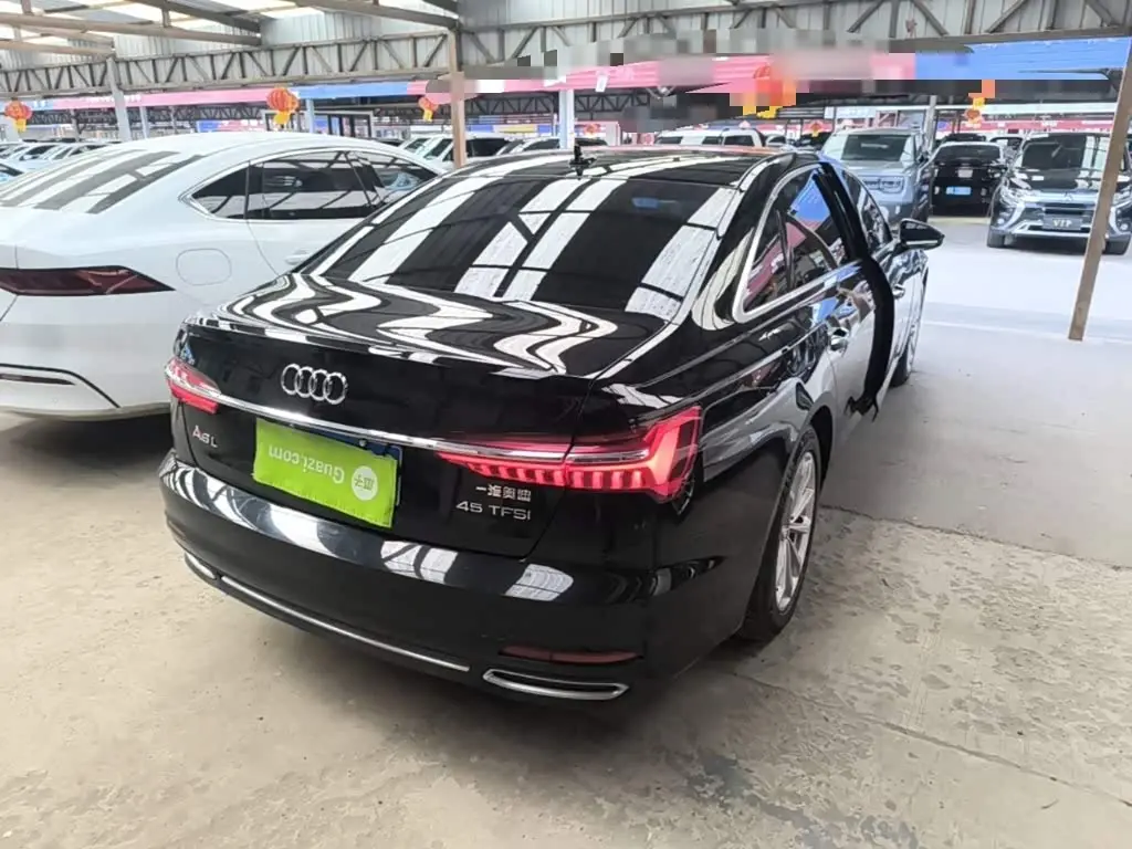 Audi A6L 2021 — Photo 5/20