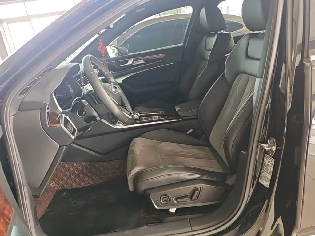 Audi A6L 2020 — Şəkil 15/20