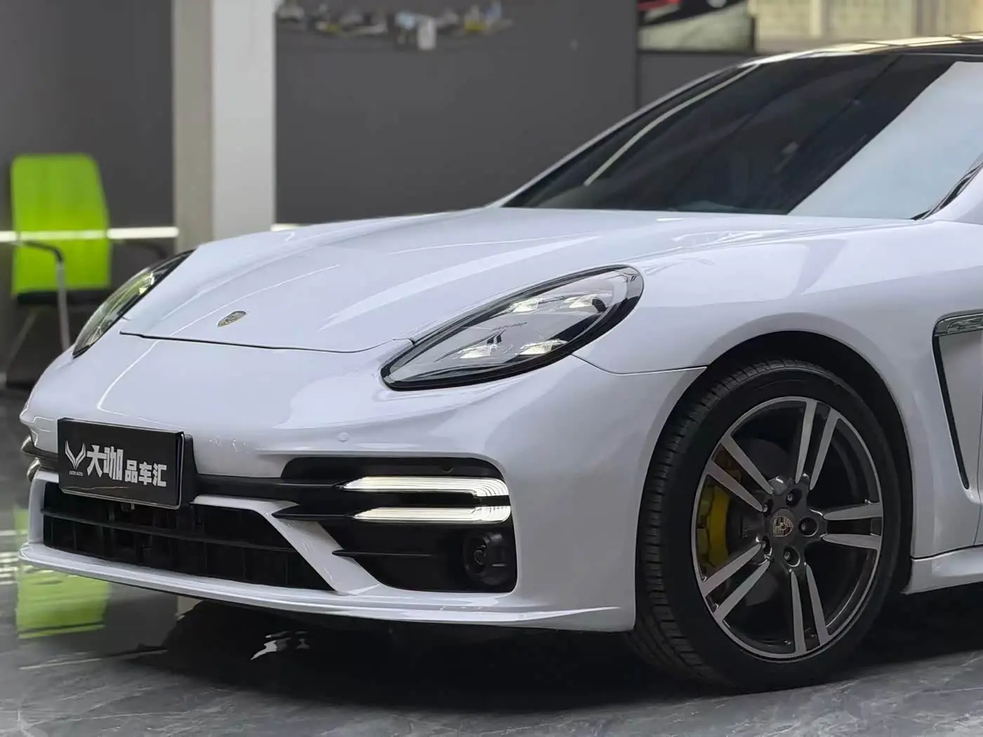 Porsche Panamera 2010 — Şəkil 7/16