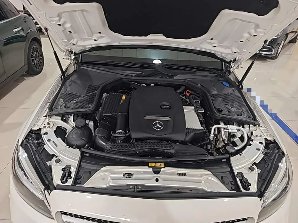 Mercedes-Benz C-Class 2019 — Şəkil 20/20