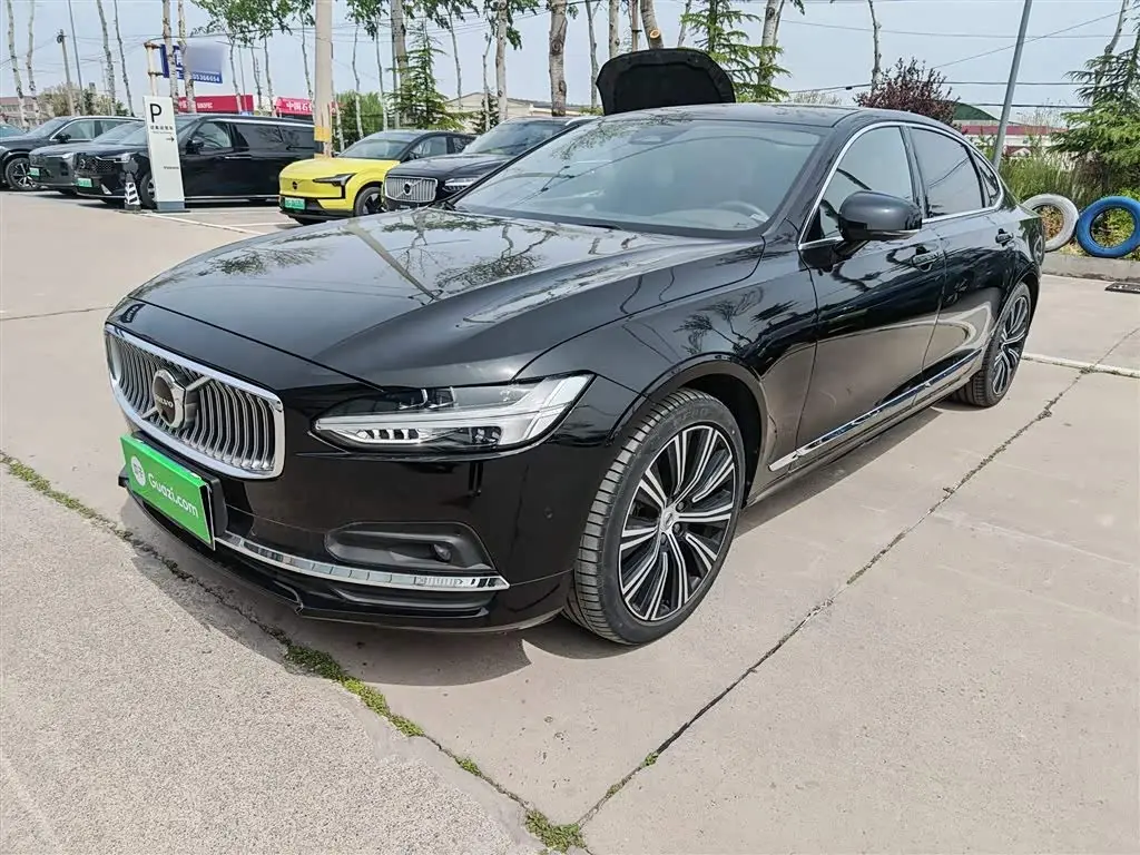 Volvo S90 2024 — Photo 2/20