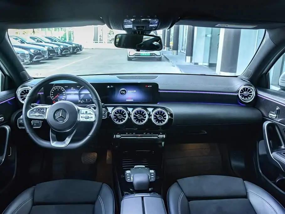 Mercedes-Benz A-Class 2023 — Фото 19/19