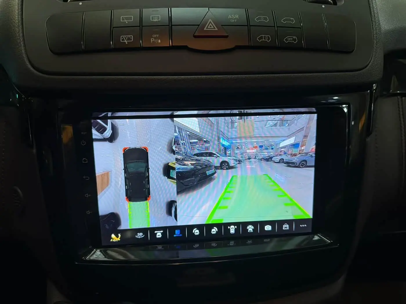 Mercedes-Benz Vito 2015 — Photo 14/18